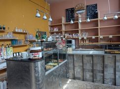 Negozio/Locale commerciale in Commerciale