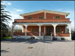 Villa in Residenziale