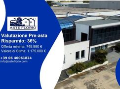 Negozio/Locale commerciale in Commerciale