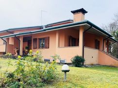Villa in Residenziale