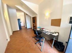 Ufficio in Commerciale