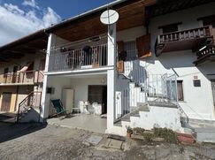 Casa Bi/Trifamiliare in Residenziale