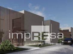 Casa Bi/Trifamiliare in Residenziale