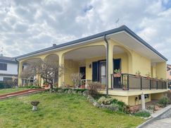 Villa in Residenziale