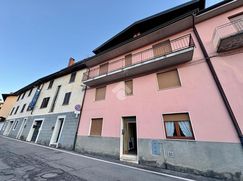 Casa Bi/Trifamiliare in Residenziale