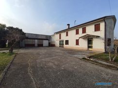 Rustico/Casale in Residenziale