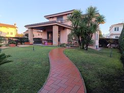 Villa in Residenziale