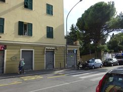 Negozio/Locale commerciale in Commerciale