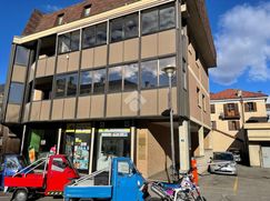 Ufficio in Commerciale