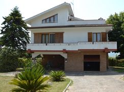 Villa in Residenziale