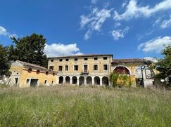 Rustico/Casale in Residenziale