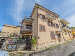 Edificio in Residenziale