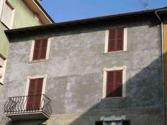 Casa Bi/Trifamiliare in Residenziale