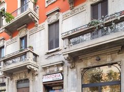 Negozio/Locale commerciale in Commerciale