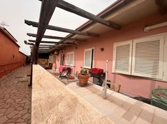 Casa Bi/Trifamiliare in Residenziale