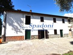 Casa Bi/Trifamiliare in Residenziale