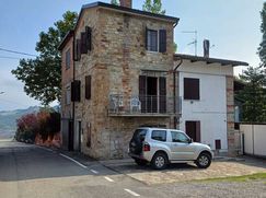Casa Bi/Trifamiliare in Residenziale