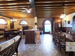 Edificio in Residenziale