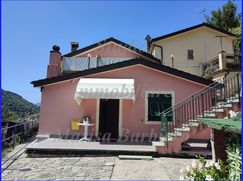 Casa Bi/Trifamiliare in Residenziale