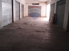 Negozio/Locale commerciale in Commerciale