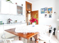 Casa Bi/Trifamiliare in Residenziale