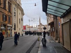 Negozio/Locale commerciale in Commerciale