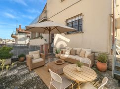 Casa Bi/Trifamiliare in Residenziale
