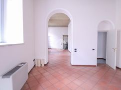 Negozio/Locale commerciale in Commerciale