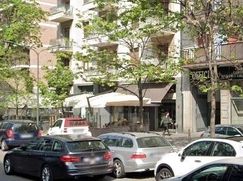 Attività/Licenza (con o senza mura) in Commerciale