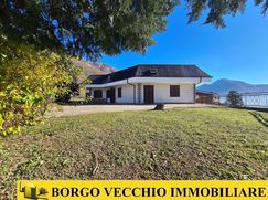 Casa Bi/Trifamiliare in Residenziale
