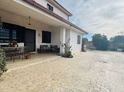Casa Bi/Trifamiliare in Residenziale