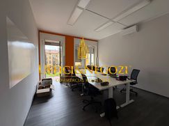 Ufficio in Commerciale