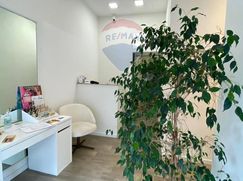 Attività/Licenza (con o senza mura) in Commerciale