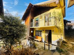 Casa Bi/Trifamiliare in Residenziale