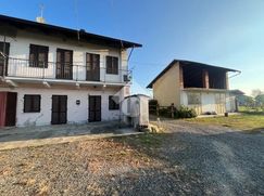 Casa Bi/Trifamiliare in Residenziale