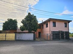 Casa indipendente in Residenziale