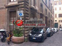 Negozio/Locale commerciale in Commerciale