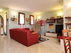 Casa Bi/Trifamiliare in Residenziale