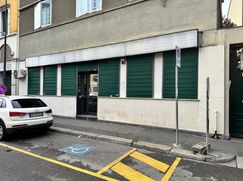 Negozio/Locale commerciale in Commerciale