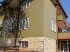 Casa Bi/Trifamiliare in Residenziale