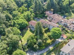 Casa Bi/Trifamiliare in Residenziale