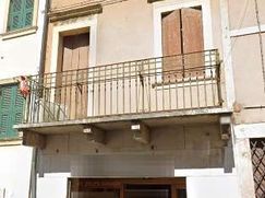 Casa Bi/Trifamiliare in Residenziale