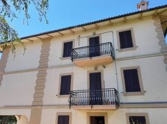 Casa Bi/Trifamiliare in Residenziale