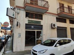 Negozio/Locale commerciale in Commerciale