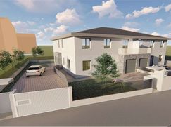 Casa Bi/Trifamiliare in Residenziale