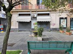 Negozio/Locale commerciale in Commerciale