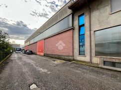 Capannone in Commerciale