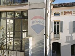 Casa Bi/Trifamiliare in Residenziale