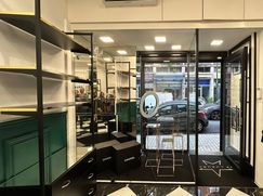 Negozio/Locale commerciale in Commerciale