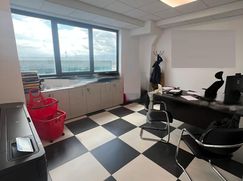 Ufficio in Commerciale